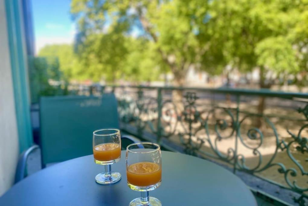 L'Historien - Avec Balcon Coeur De Nimes Daire Dış mekan fotoğraf